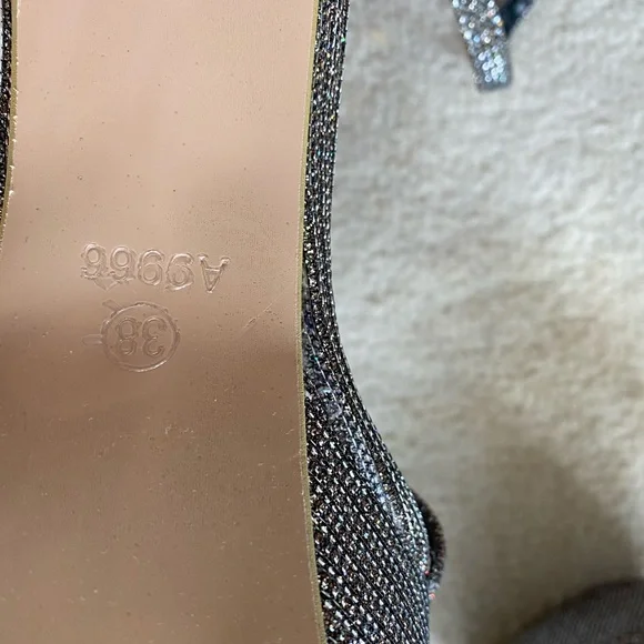 7 Inch Platform Heels - Picture 6 of 7